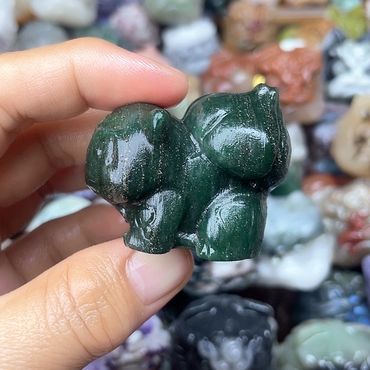 未镶嵌醒狮石英岩玉