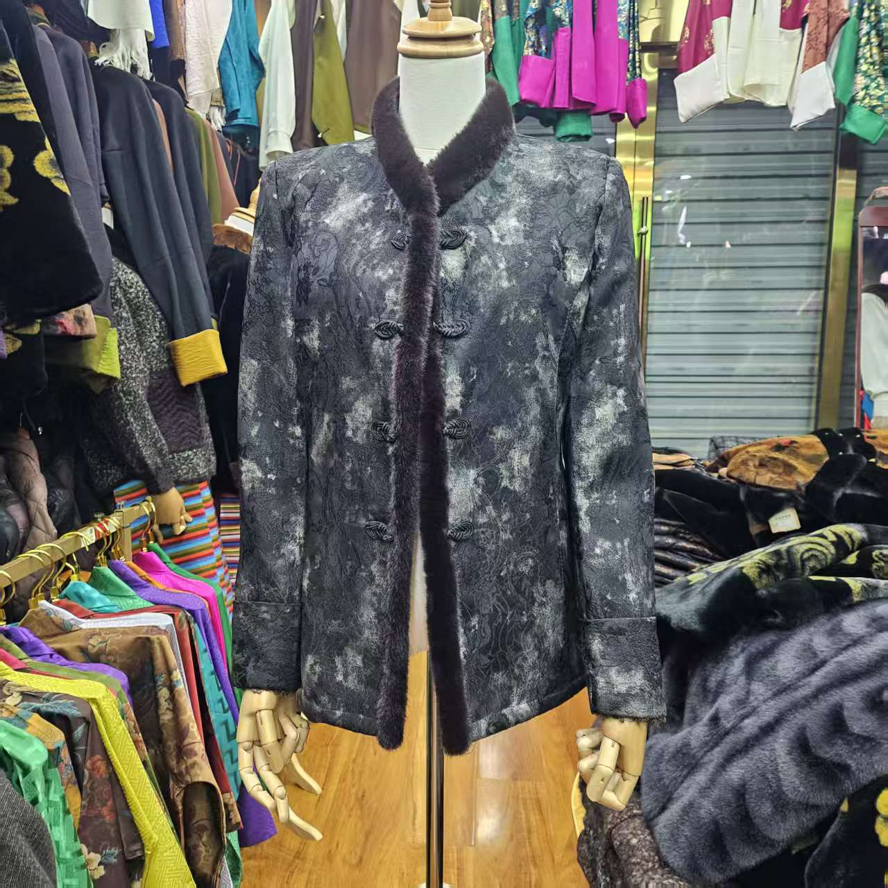 秋冬新款中老年妈妈加厚双面穿水貂绒国风外套