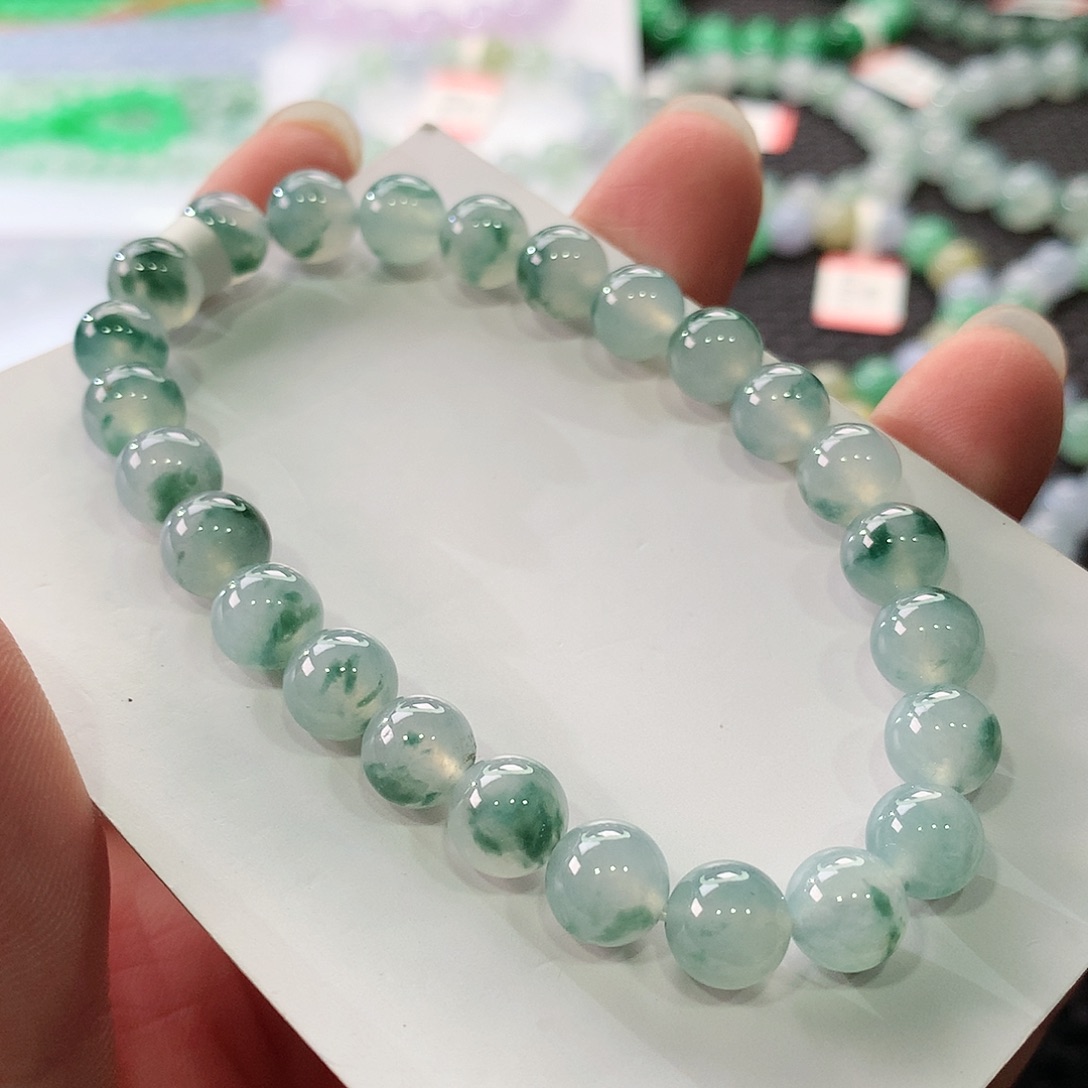 翡翠手链未镶嵌翡翠