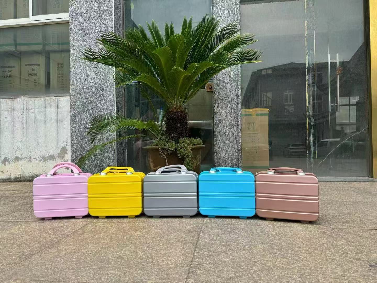 化妆箱 化妆包 小箱  手提包便携多功能女士