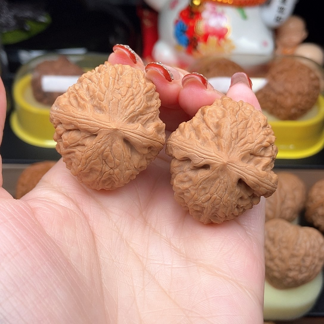 文玩核桃吊坠35龙眼