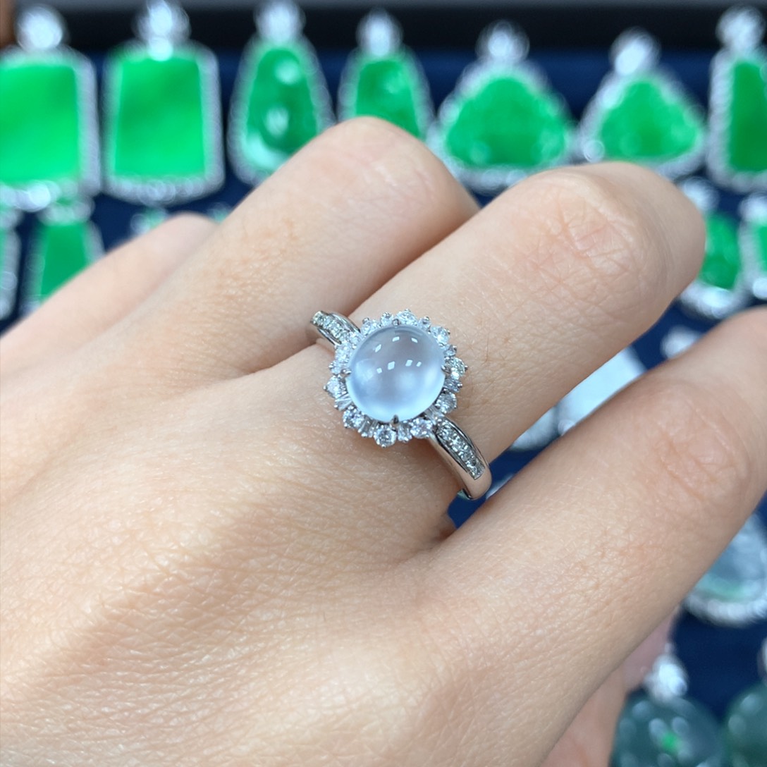 翡翠戒指18K金镶嵌18k镶翡翠