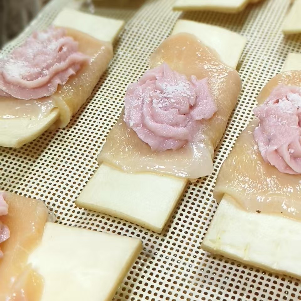 牛皮鸡肉山药磨牙花船