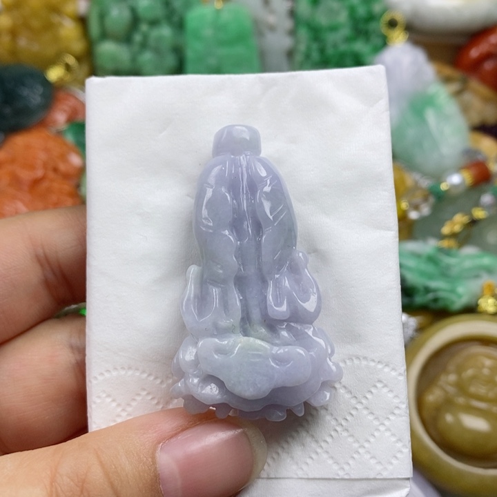 翡翠吊坠(赠链)未镶嵌