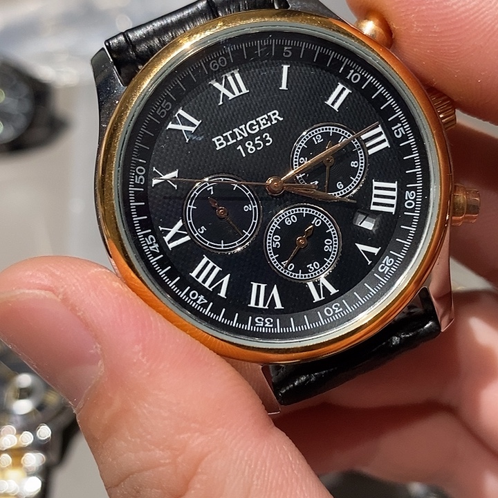 精钢孤品手表一个