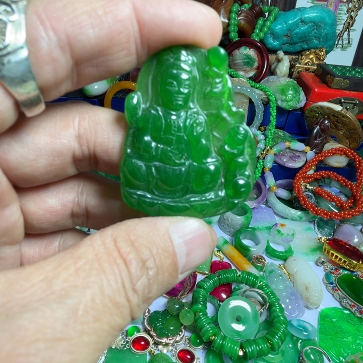 滴血莲花菩提吊坠