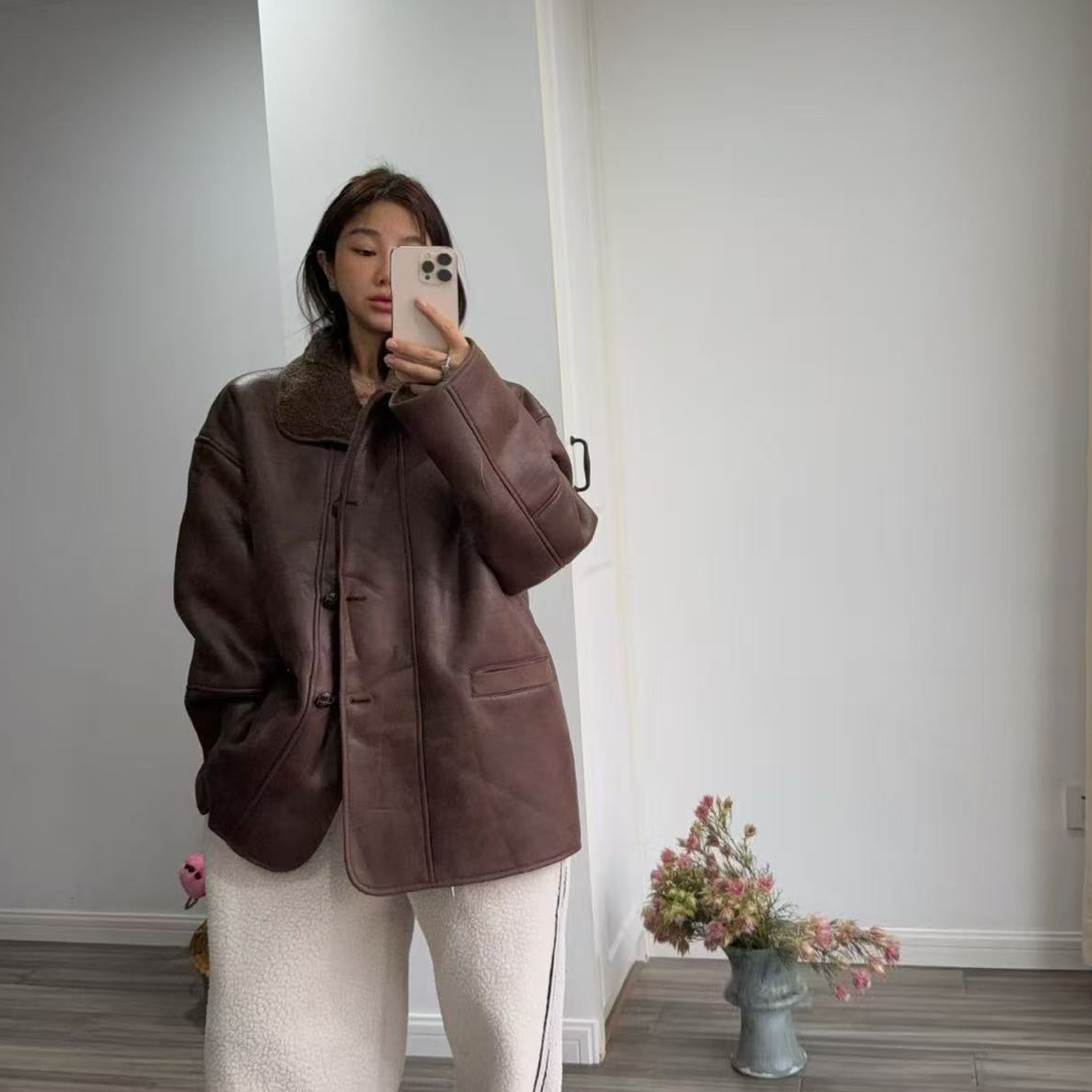 模特自留冬季新款 很软的里面都是毛毛的咖色皮衣外套女