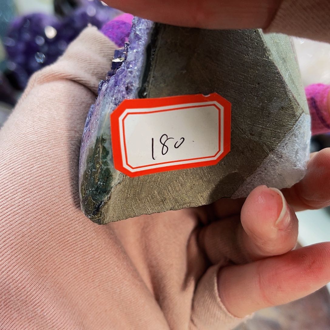 水晶随形摆件未镶嵌