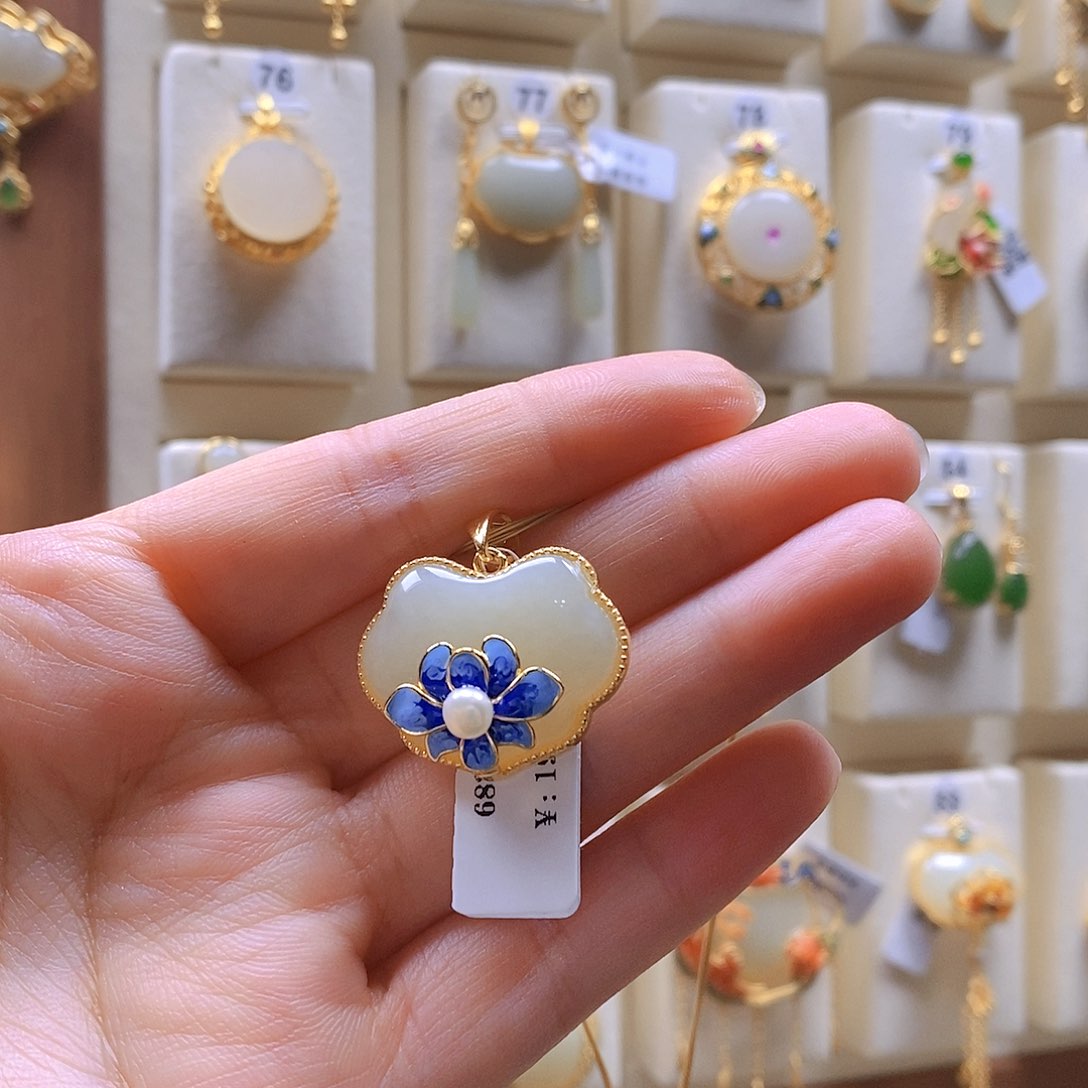 和田玉颈饰银S925镶嵌