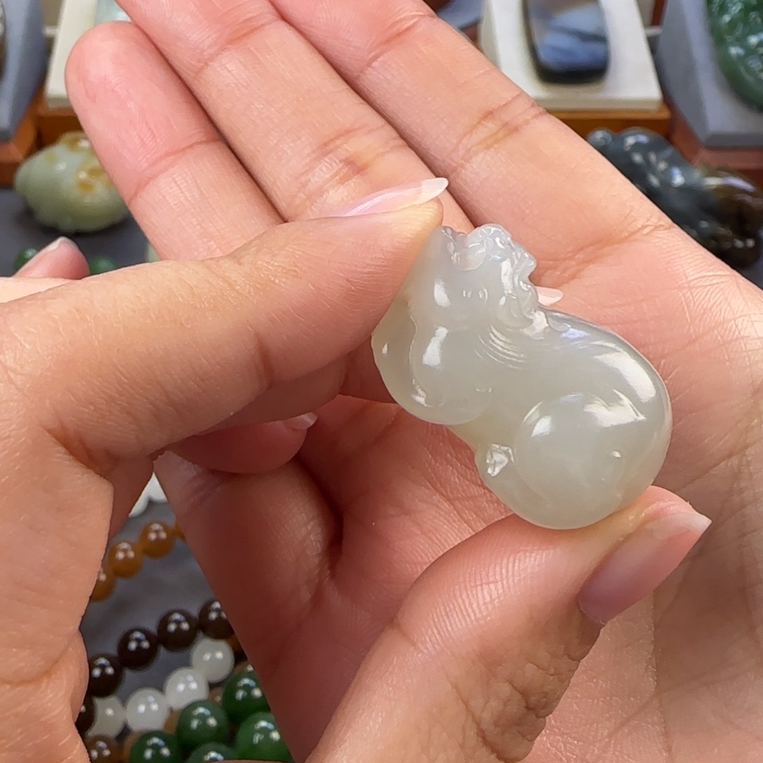 定制和田玉未镶嵌和田玉