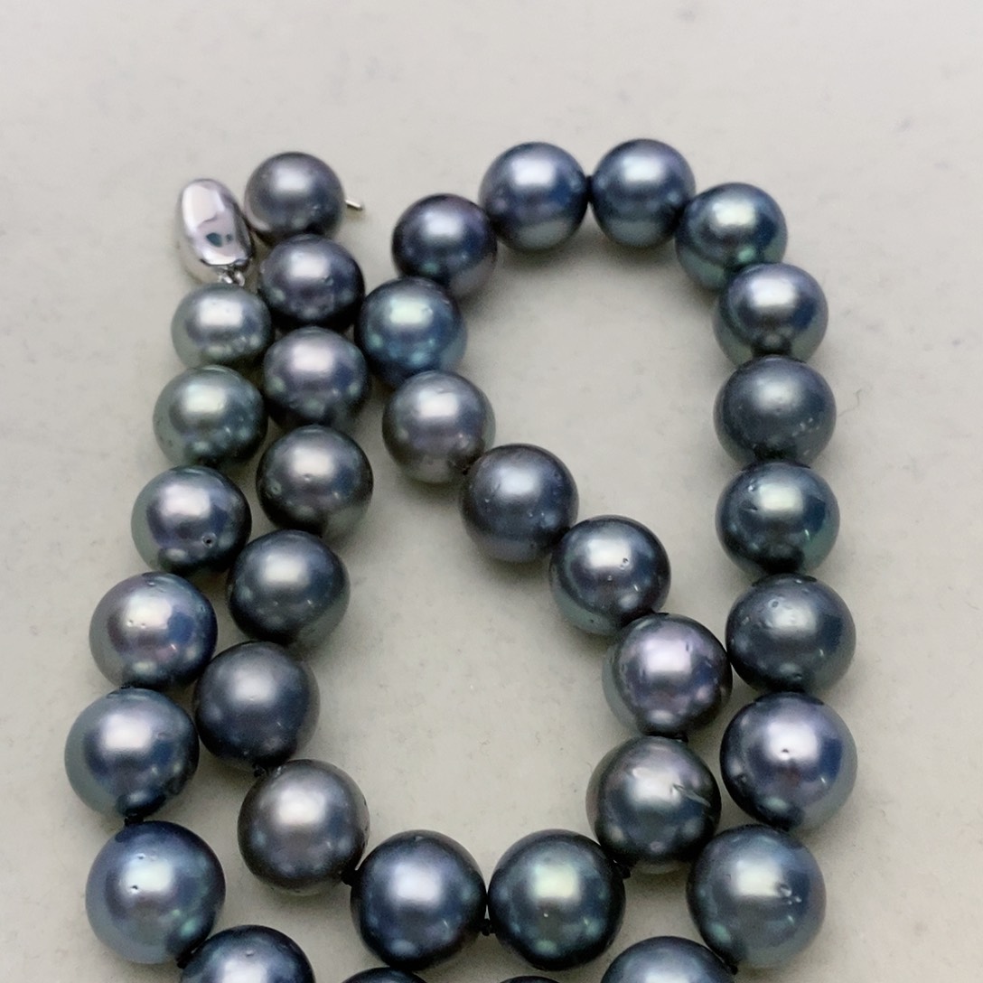 【闪购商品】海水珍珠颈饰未镶嵌铂金灰