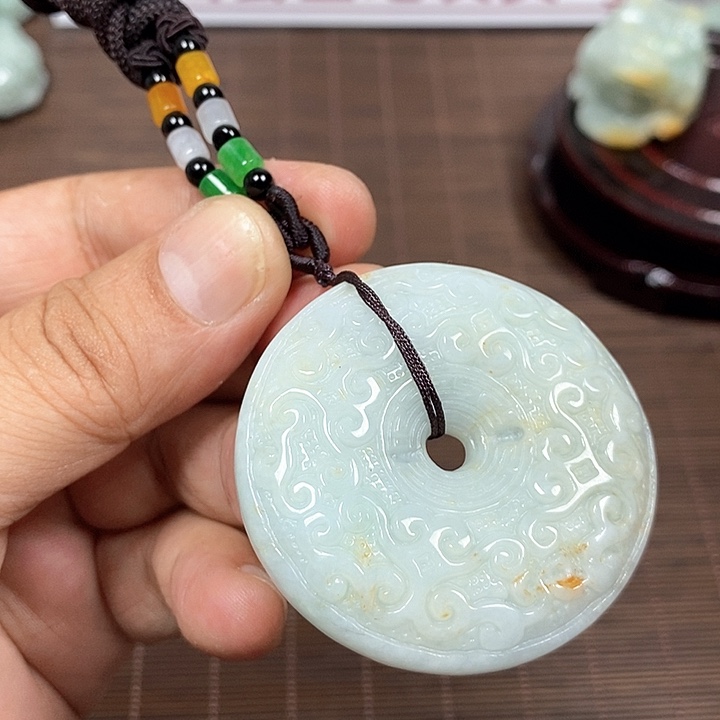 颈饰未镶嵌翡翠天然翡翠玉A货配证书