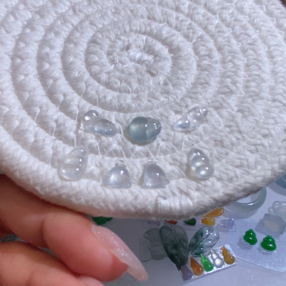 未镶嵌定制翡翠S***河翡翠