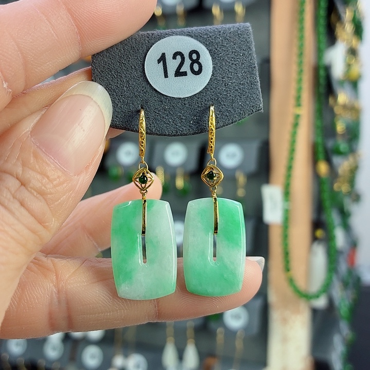 翡翠18K金镶嵌耳饰