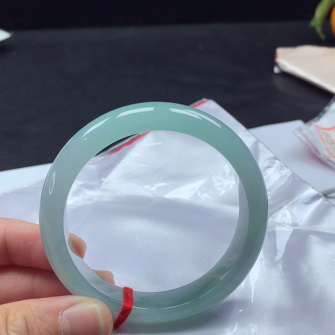 翡翠手镯未镶嵌安*57正圈