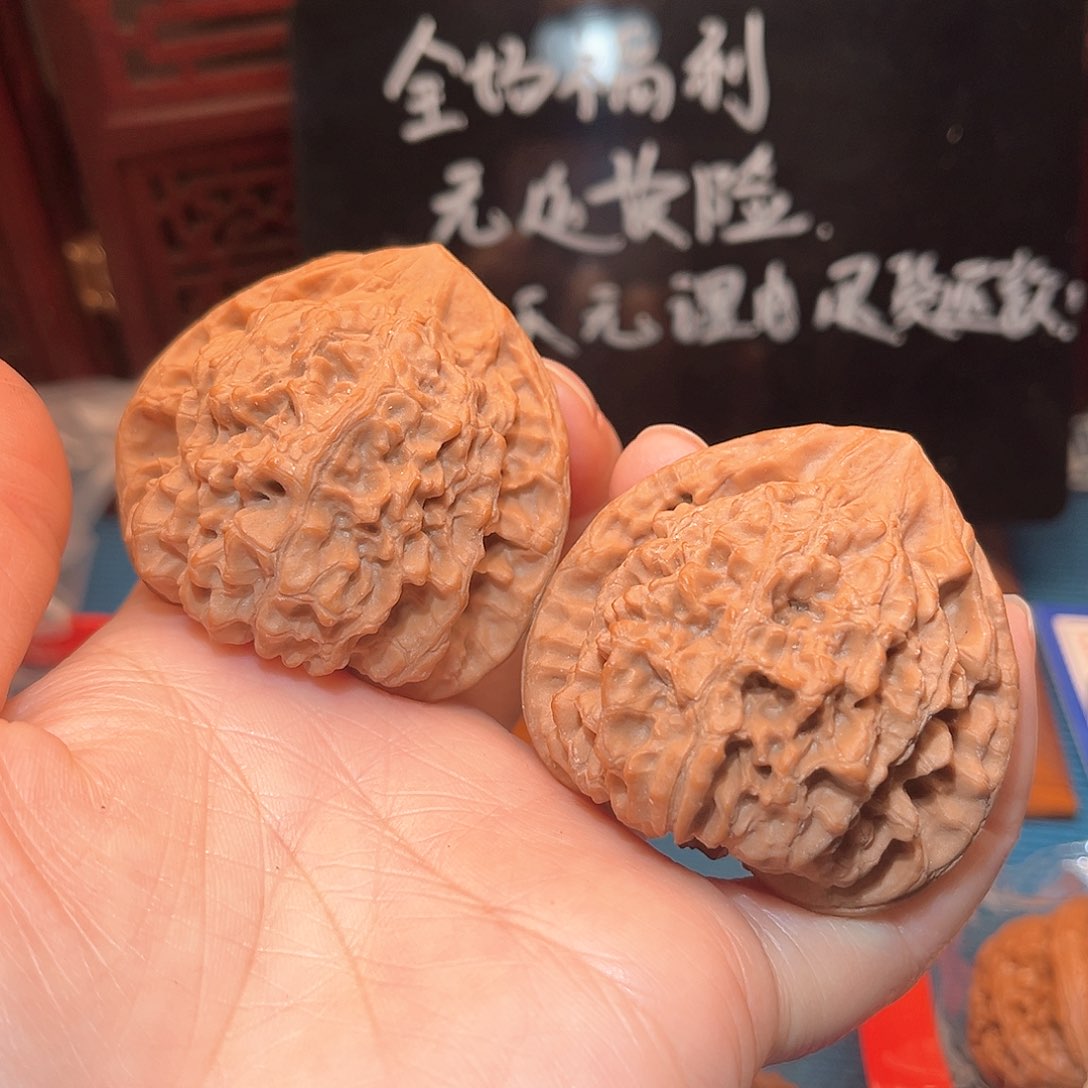 49大官帽，桩形正……
