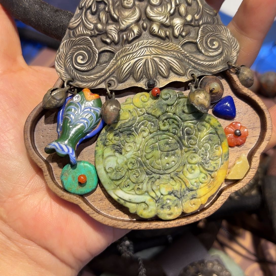 翡翠未镶嵌颈饰原创