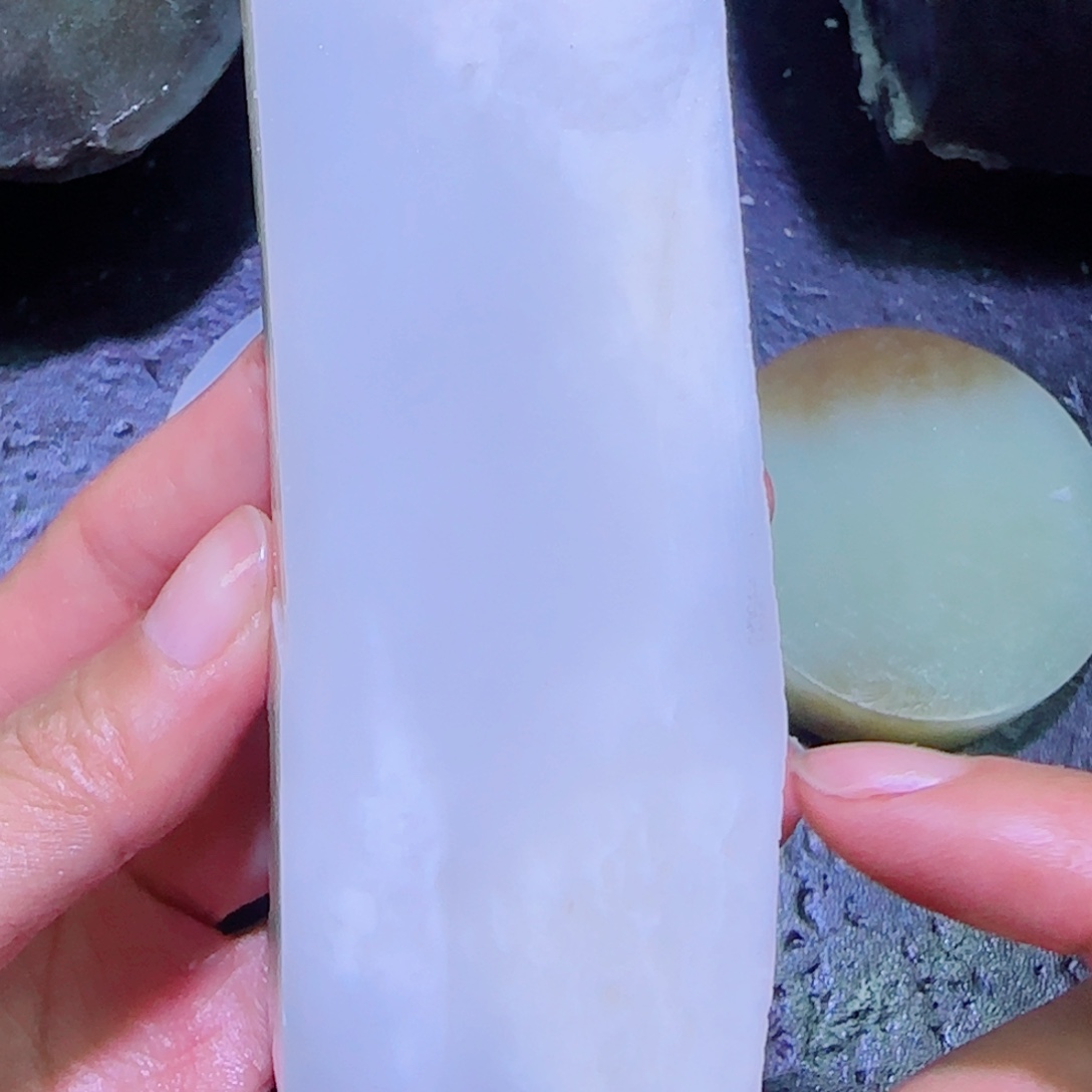 和田玉未镶嵌珠宝半成品