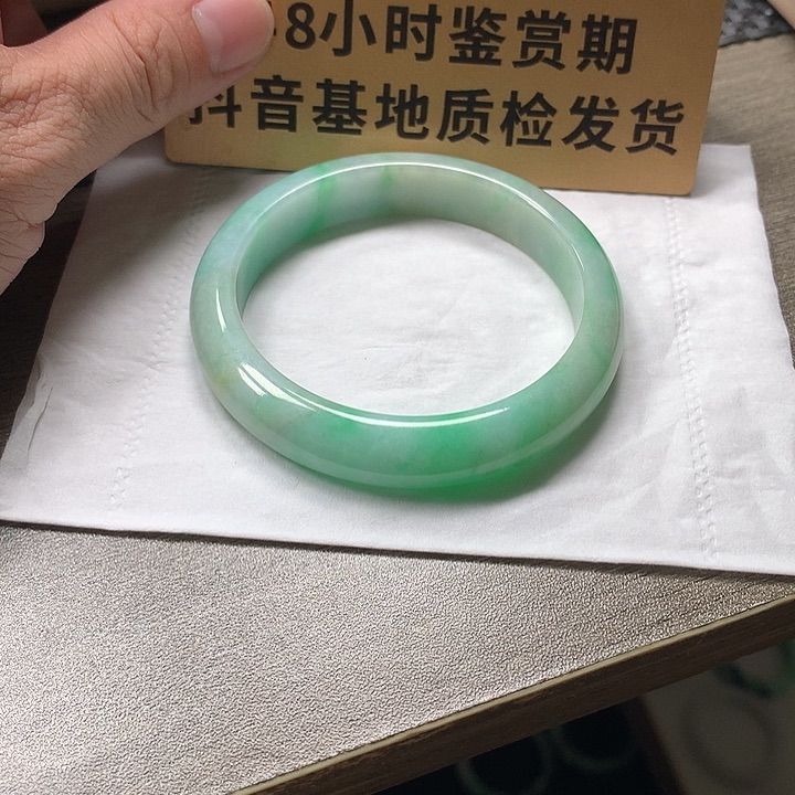 翡翠未镶嵌颈饰56.6圈