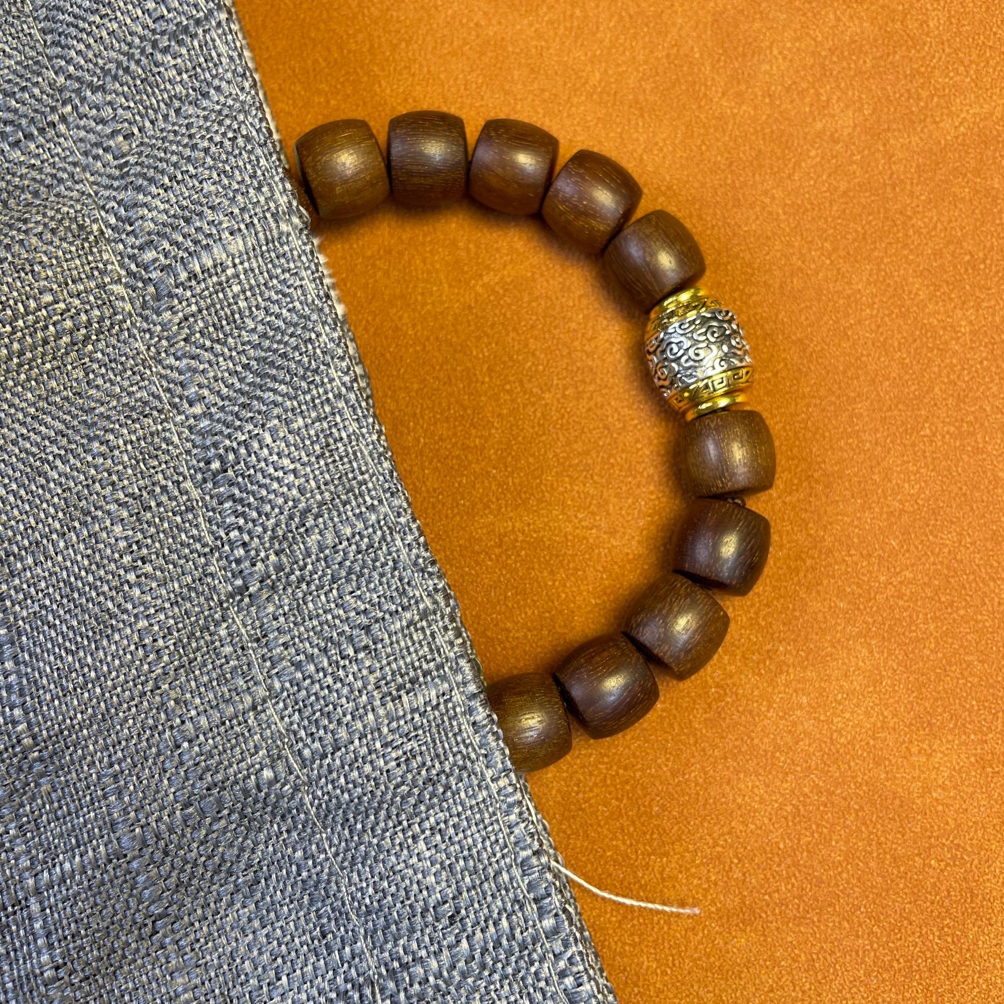 祥云之巅10*11mm男女通用家居饰品原木原色雕刻