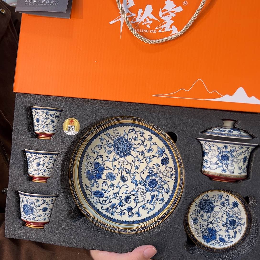 盖碗很漂亮我很喜欢