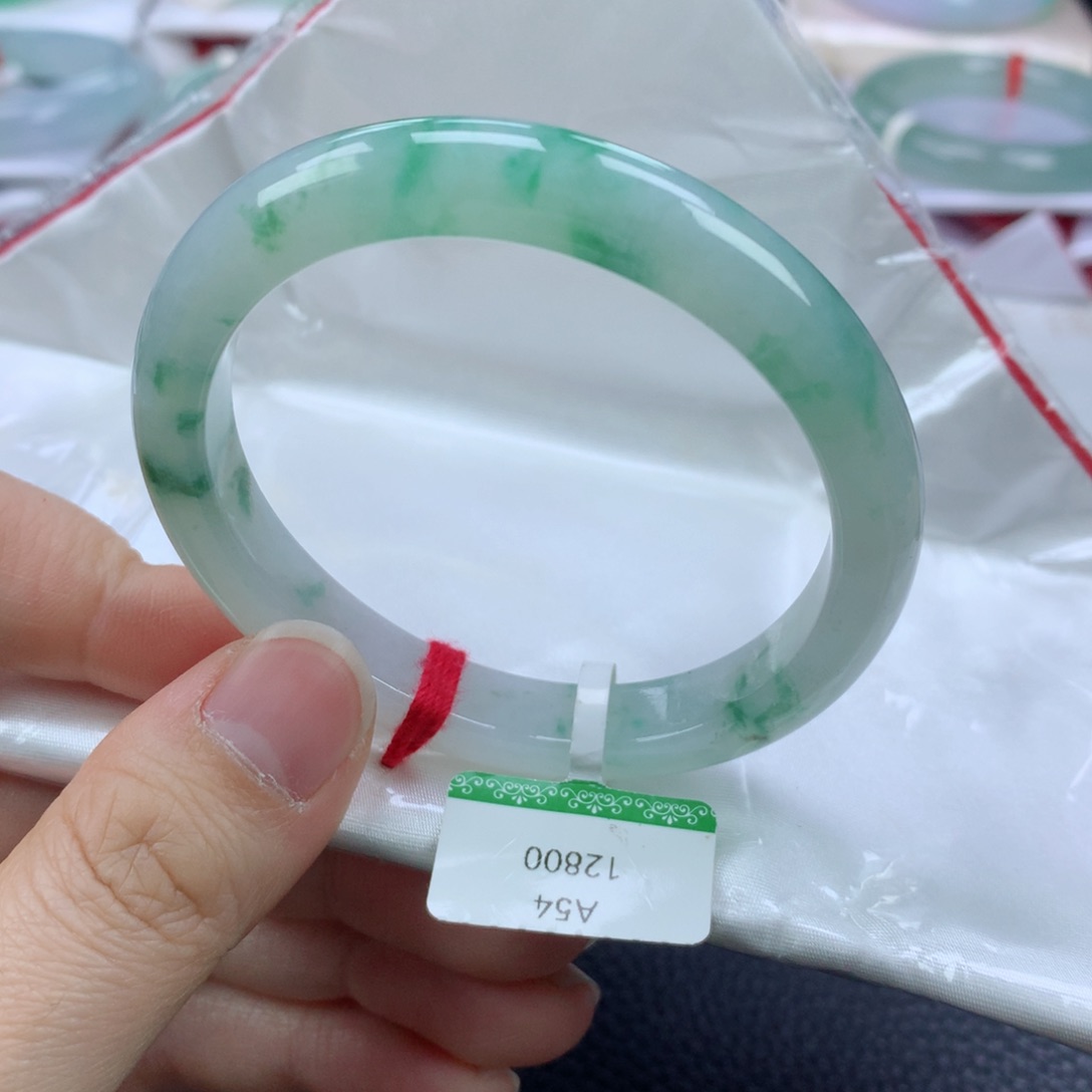 翡翠手镯未镶嵌54➕贵妃