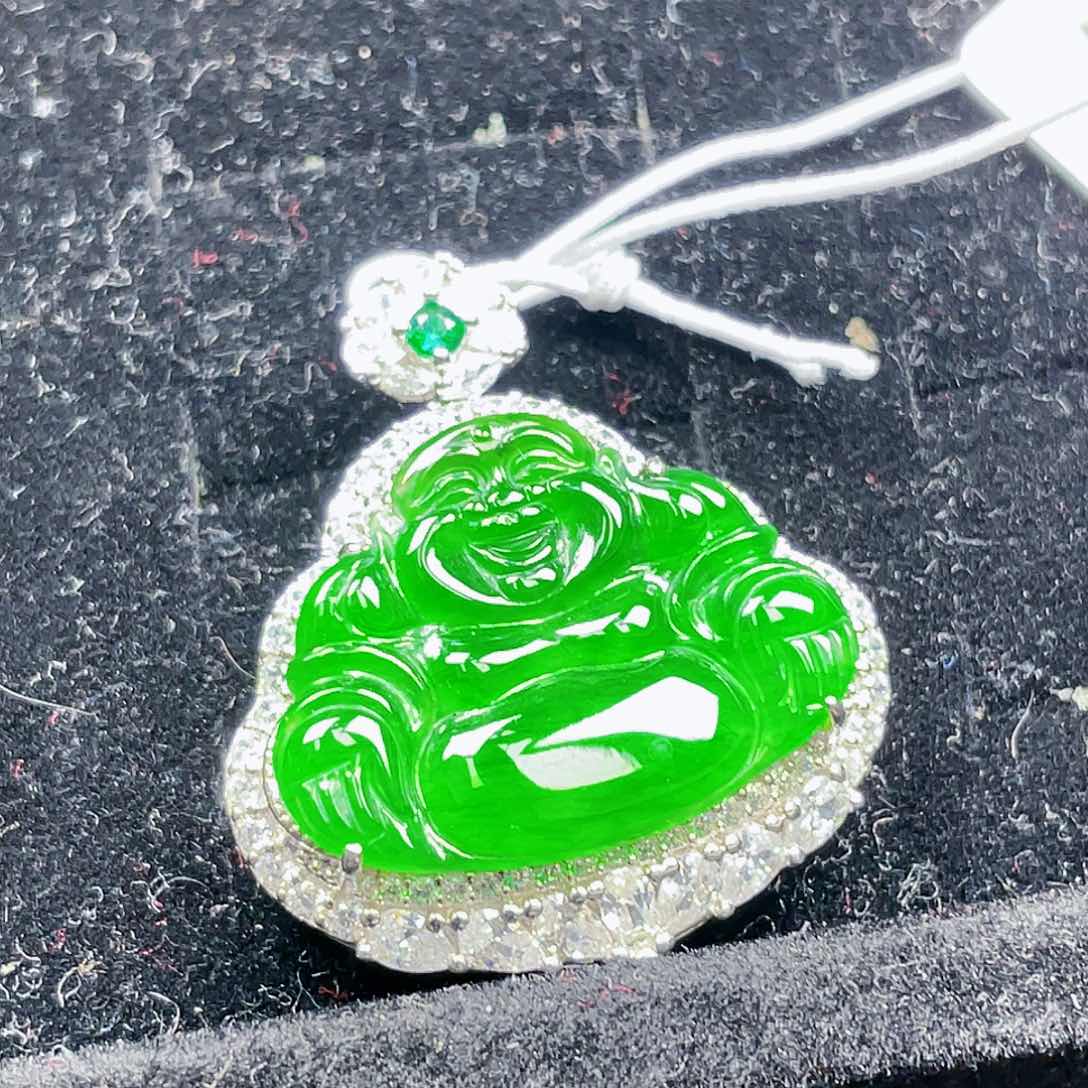 翡翠颈饰未镶嵌81，