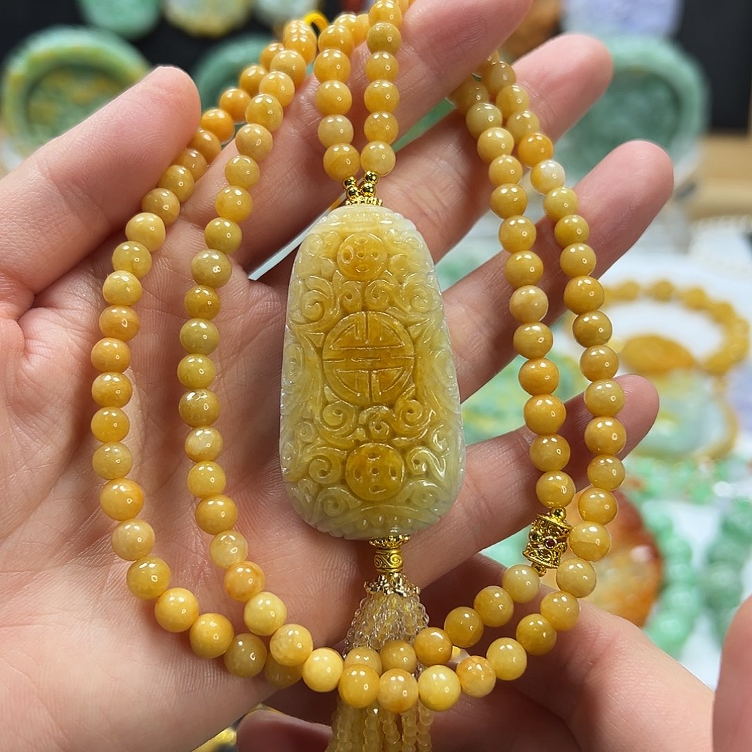 翡翠未镶嵌颈饰吊坠