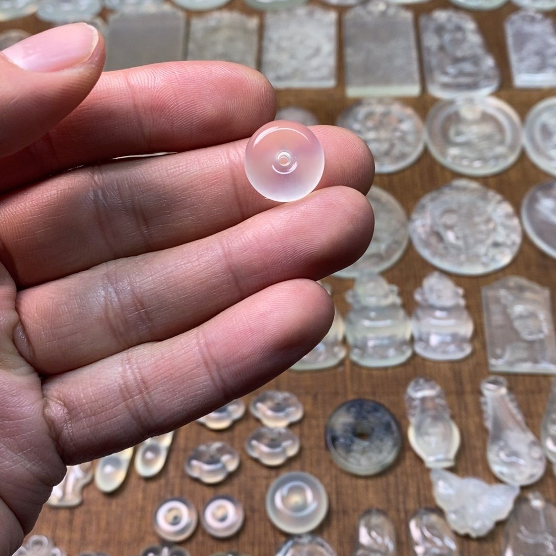 岫玉吊坠(不含链)未镶嵌