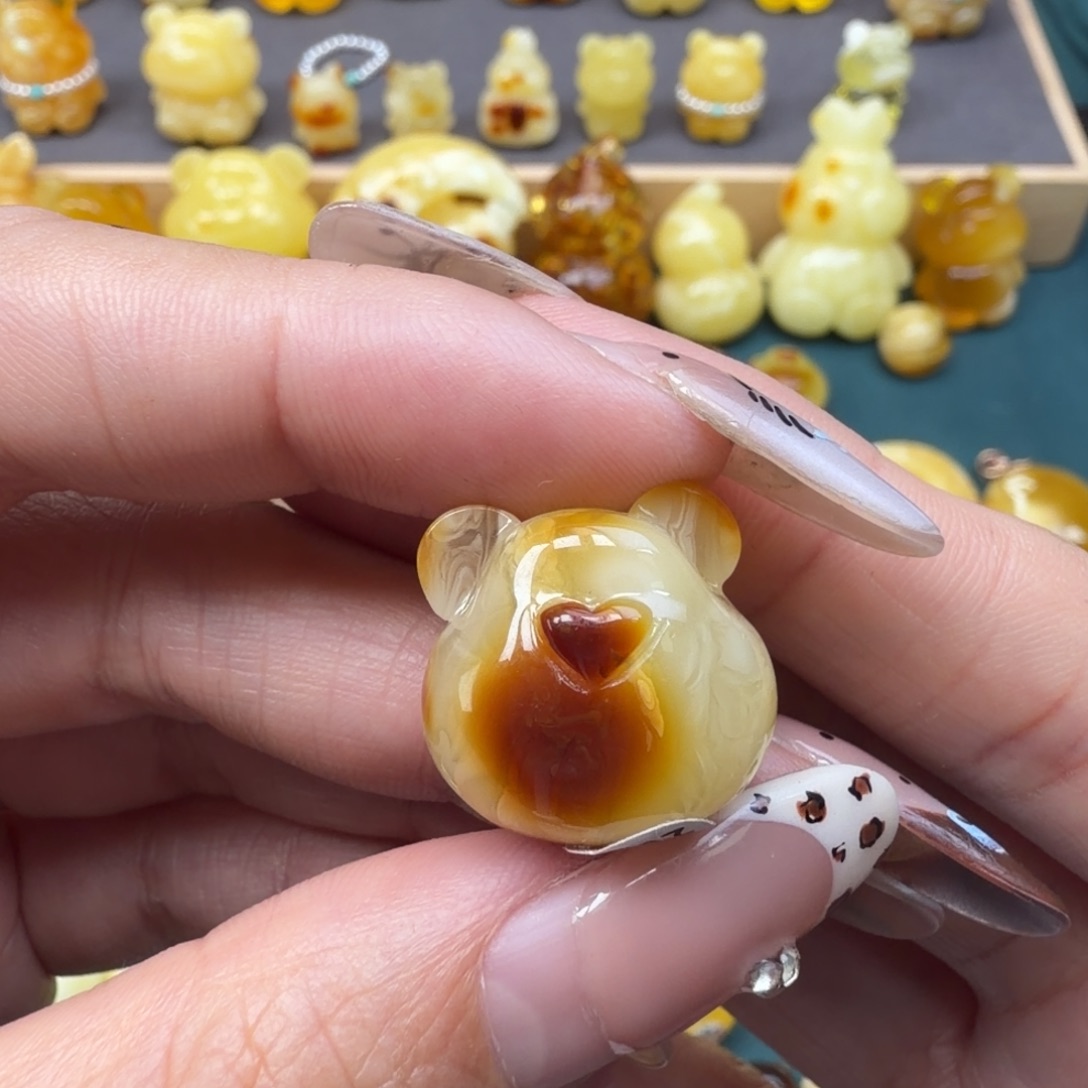 琥珀未镶嵌裸石蜜蜡