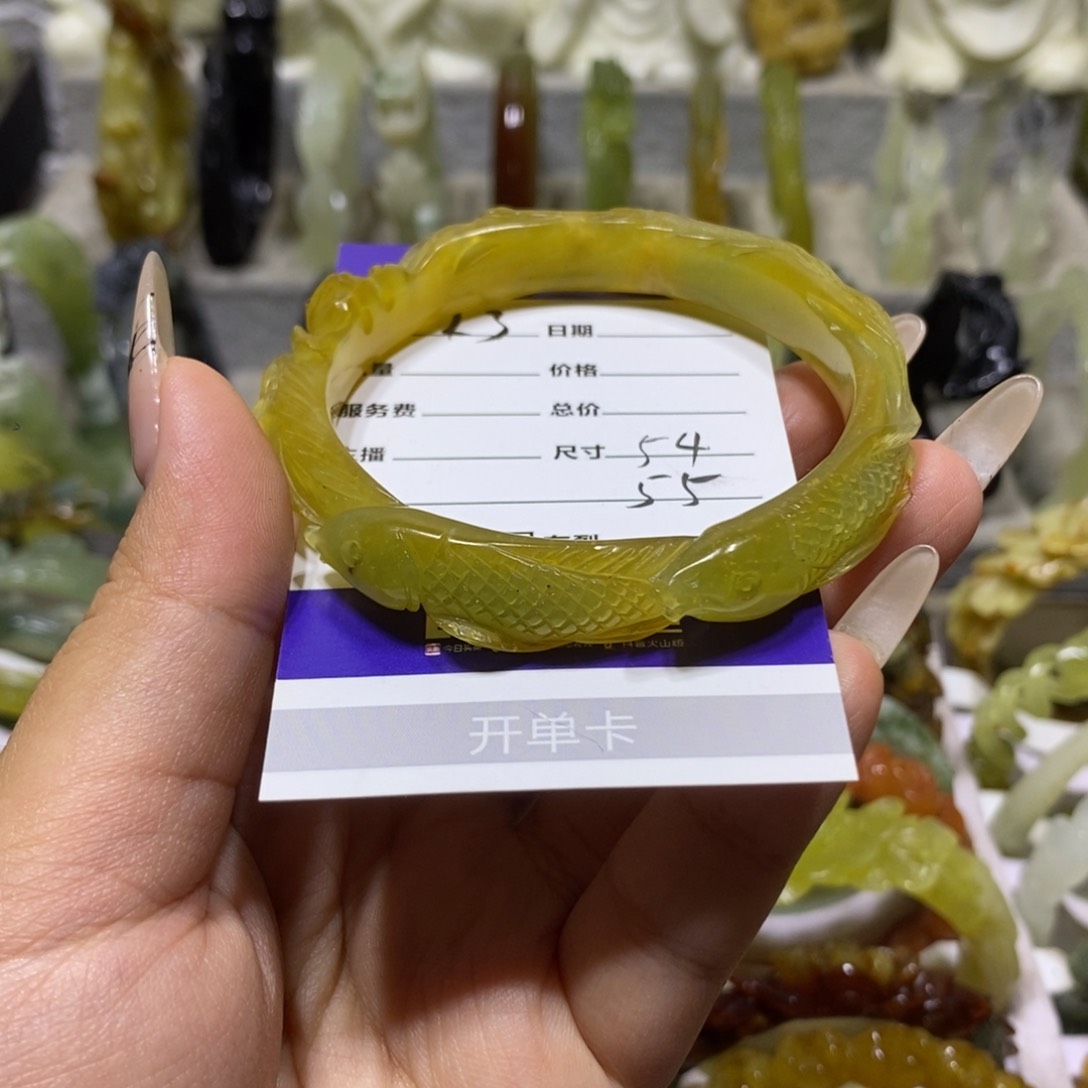 【闪购商品】未镶嵌蛇纹石玉手镯