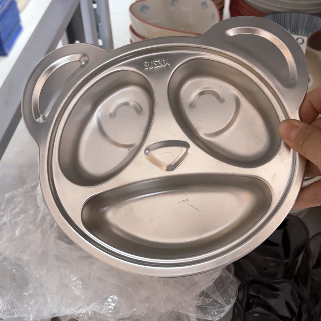 珐琅不锈钢餐盘2个