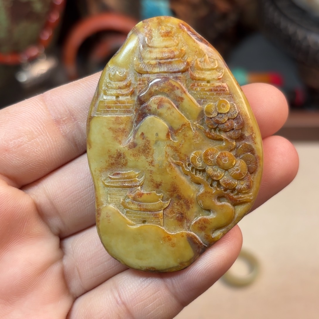 岫岩河磨玉（透闪石质玉）颈饰未镶嵌