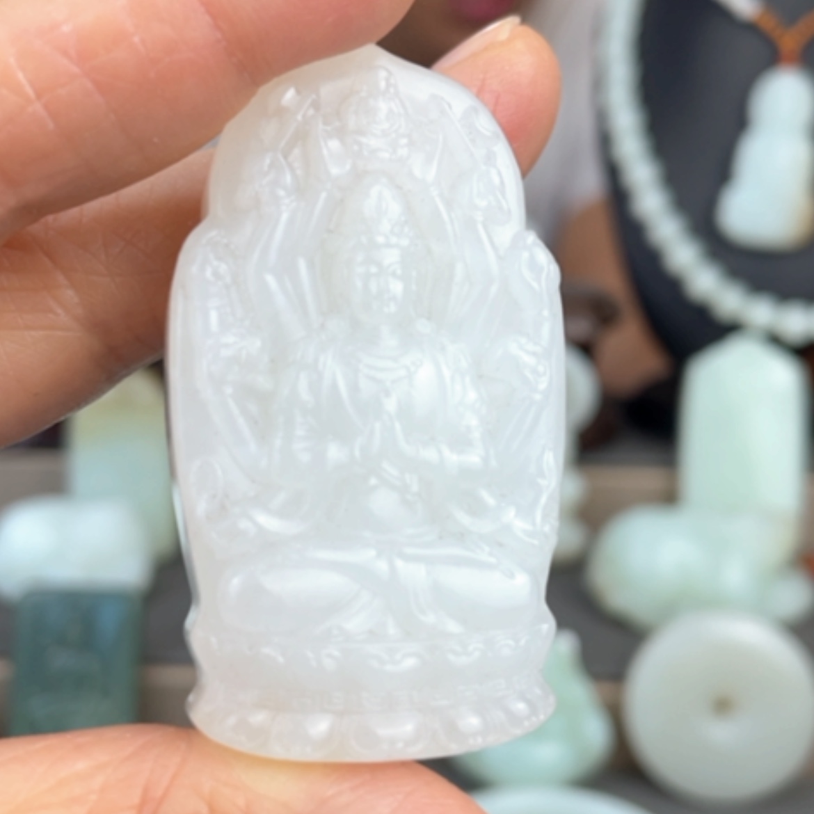 【闪购商品】颈饰未镶嵌和田玉