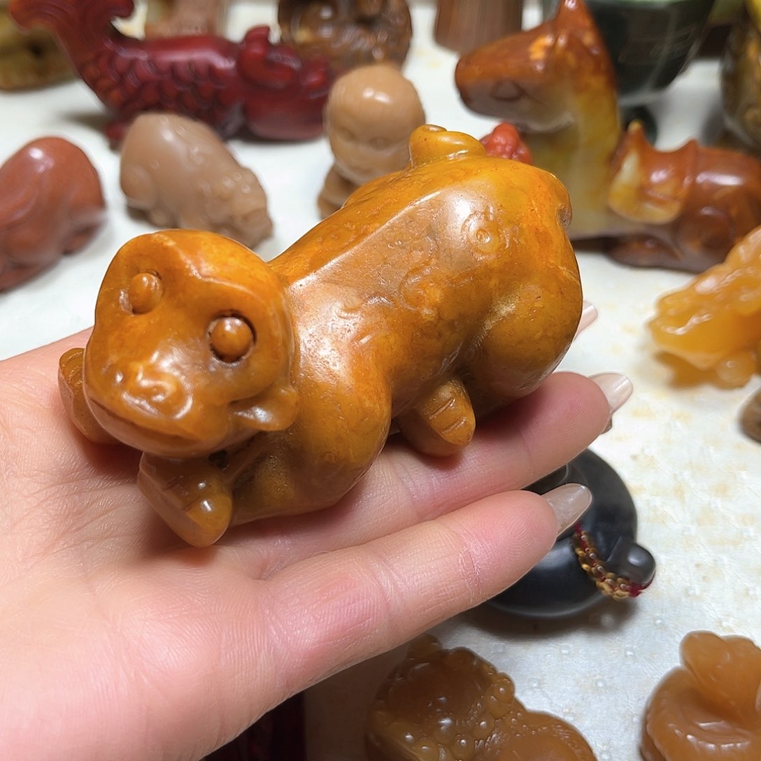 白玉菩提吊坠白玉菩提吊坠