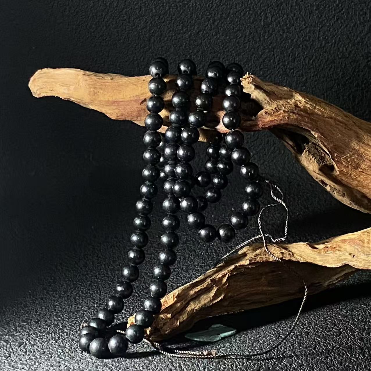 A272 和田玉手串  0A4113041