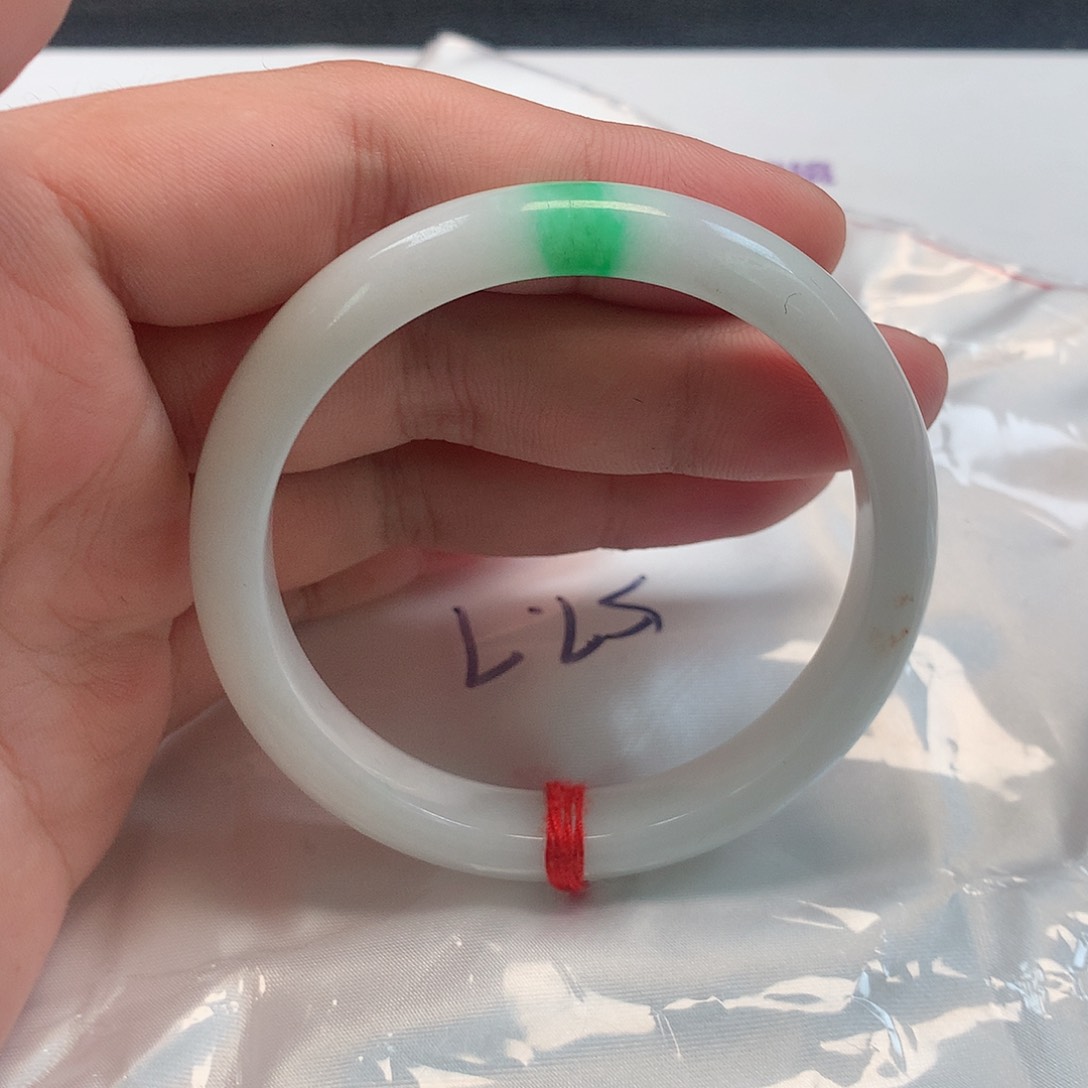 翡翠手镯未镶嵌275号