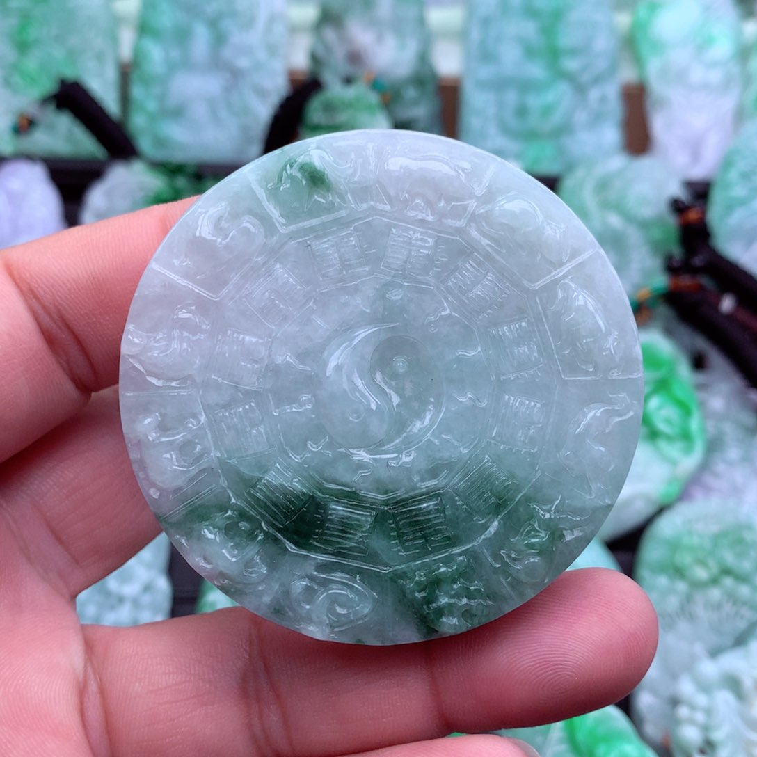 翡翠吊坠(不含链)未镶嵌