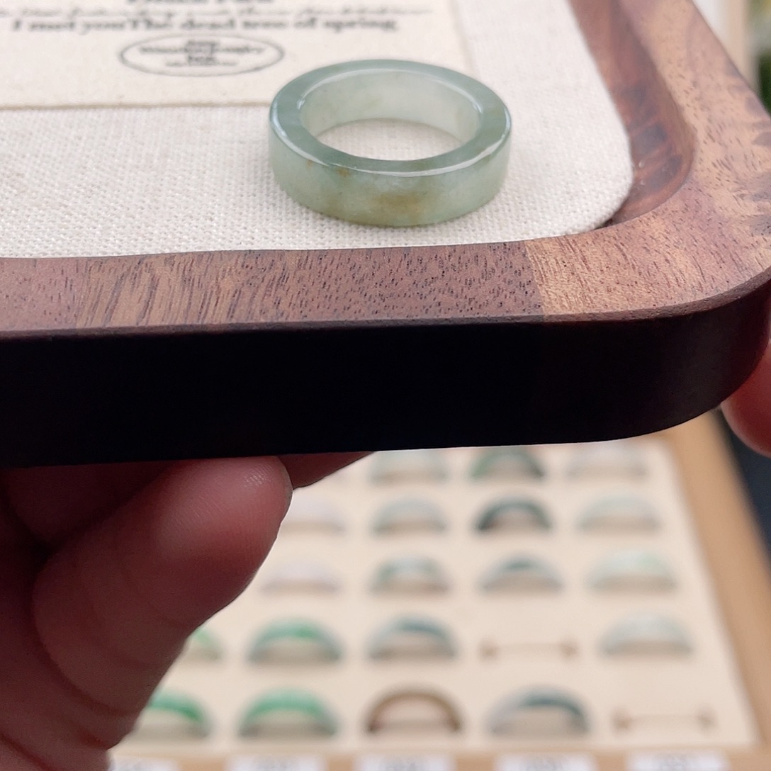 翡翠戒指未镶嵌26 号 港码 11 福利