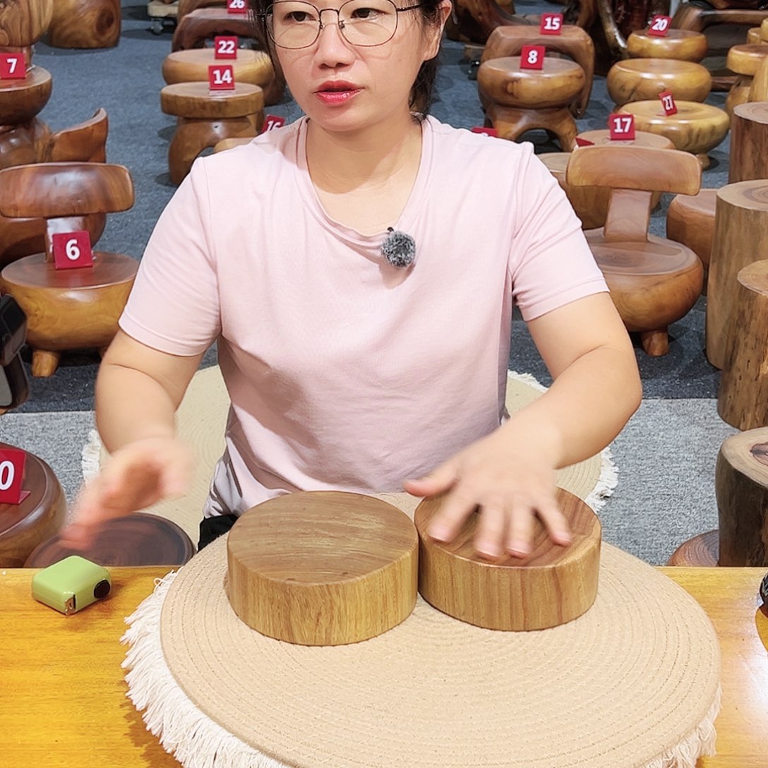 号香樟木尺寸：15-15-6cm