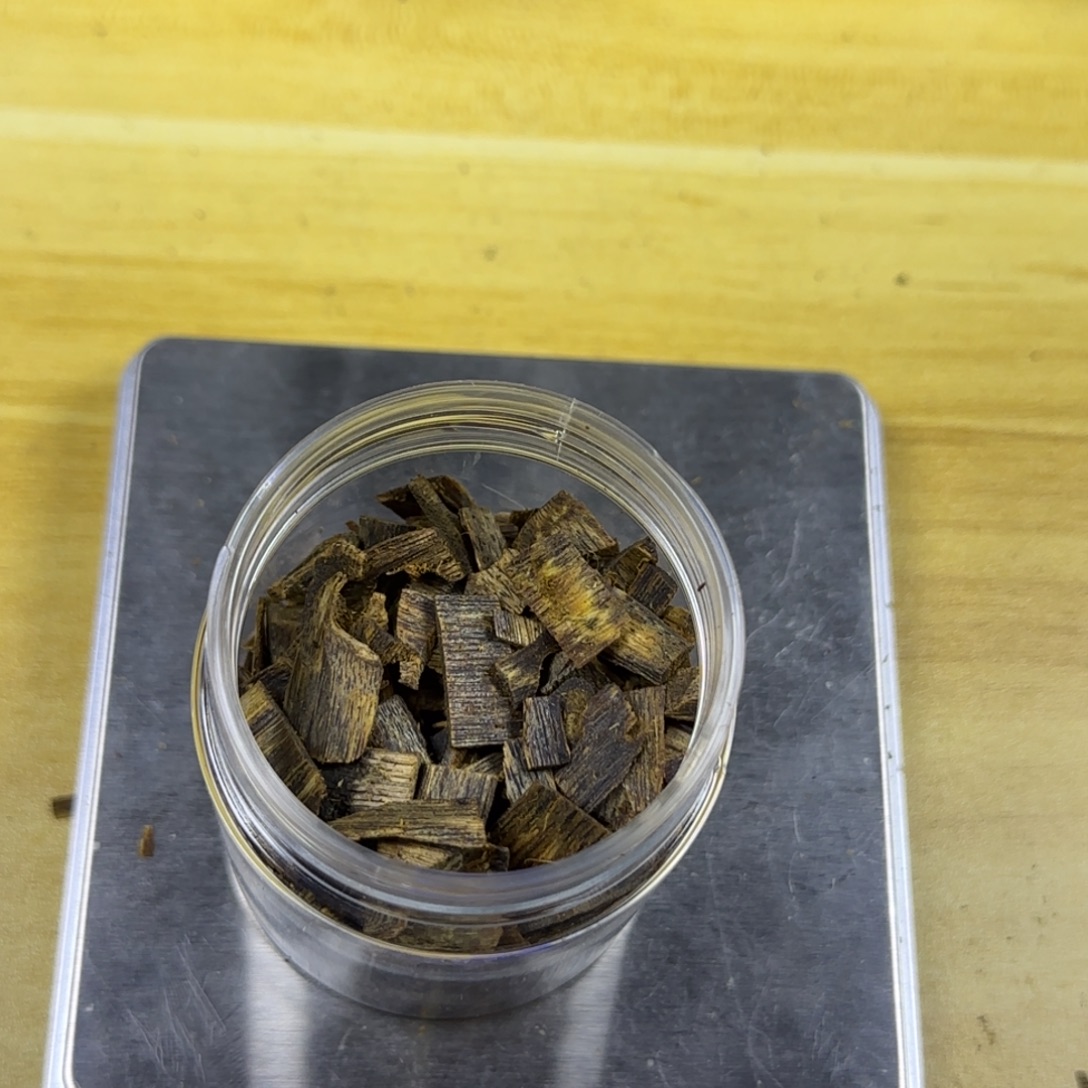 小***。香料31克陆河碎料熏香料