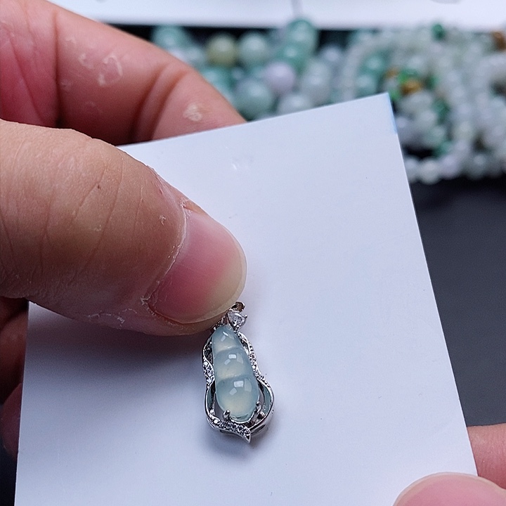 翡翠银S925镶嵌颈饰