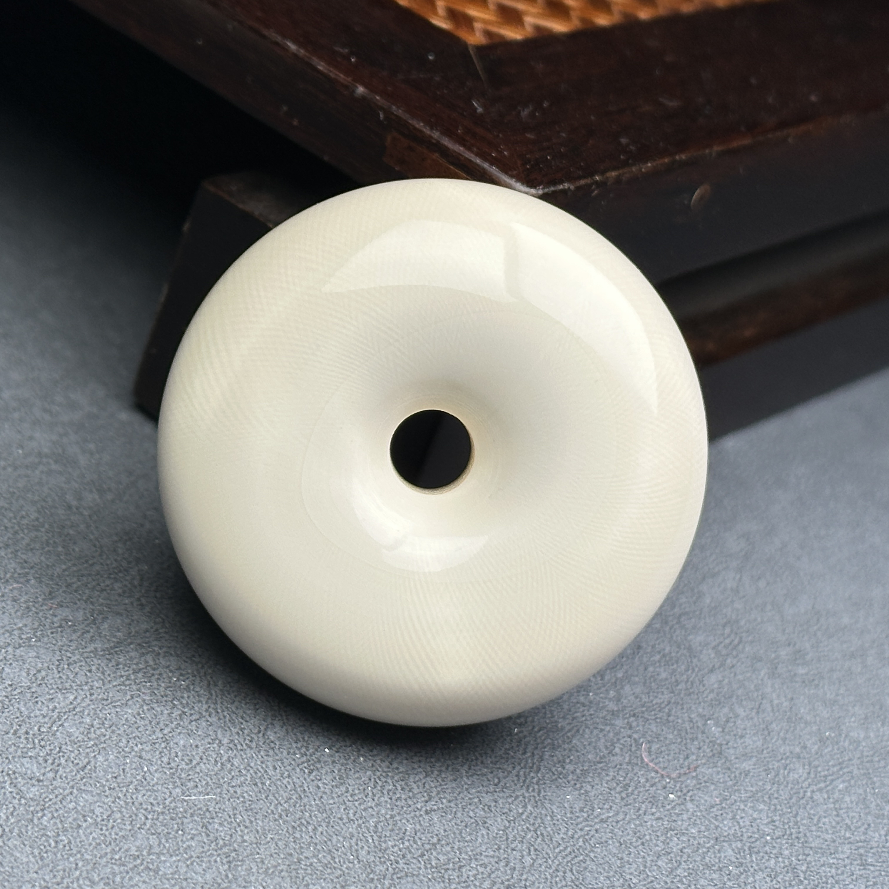 E1092天然猛犸牙面包圈53*25mm 支持鉴定 假一罚四