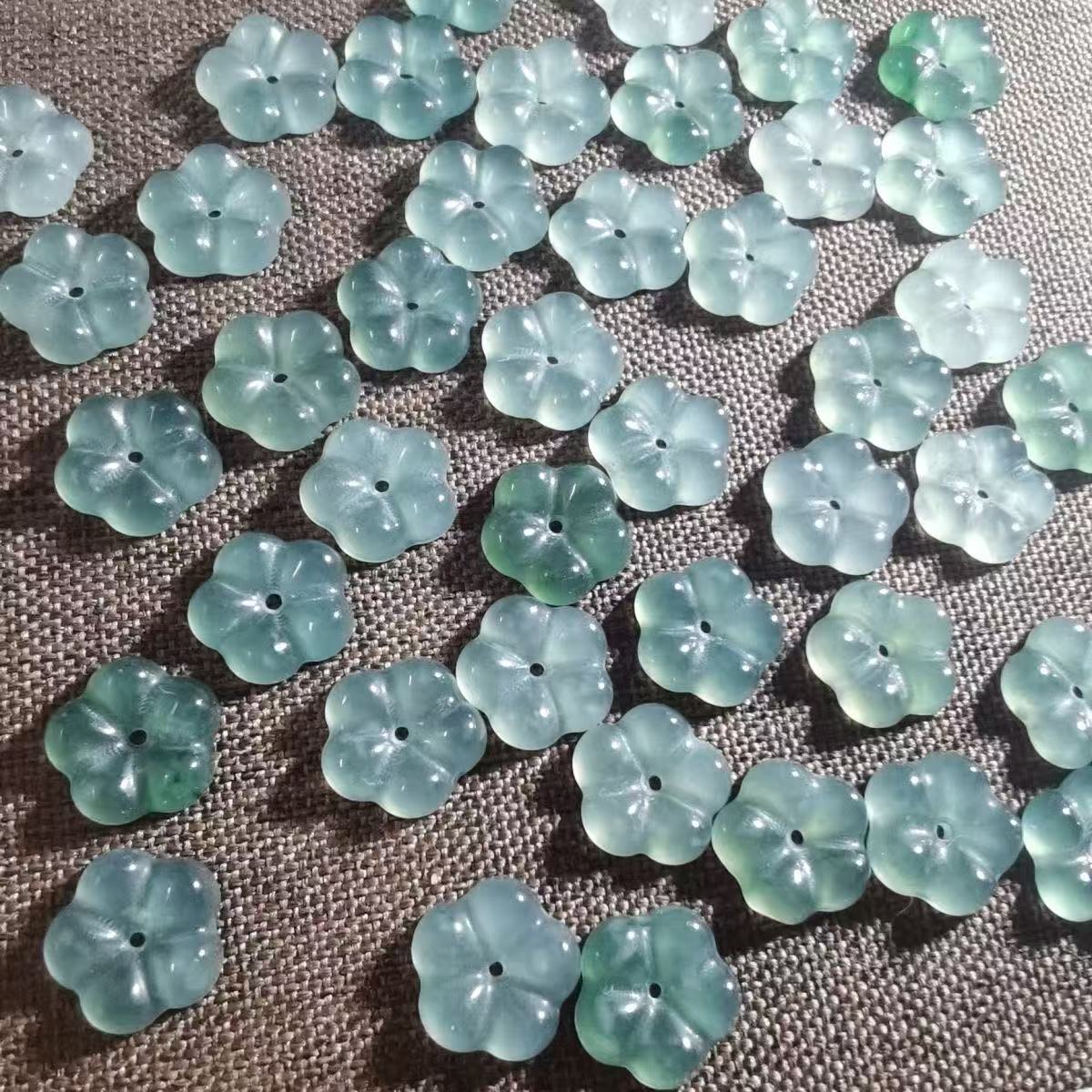 冰种蓝水翡翠碗花花瓣吊坠配件可用于diy手链项链