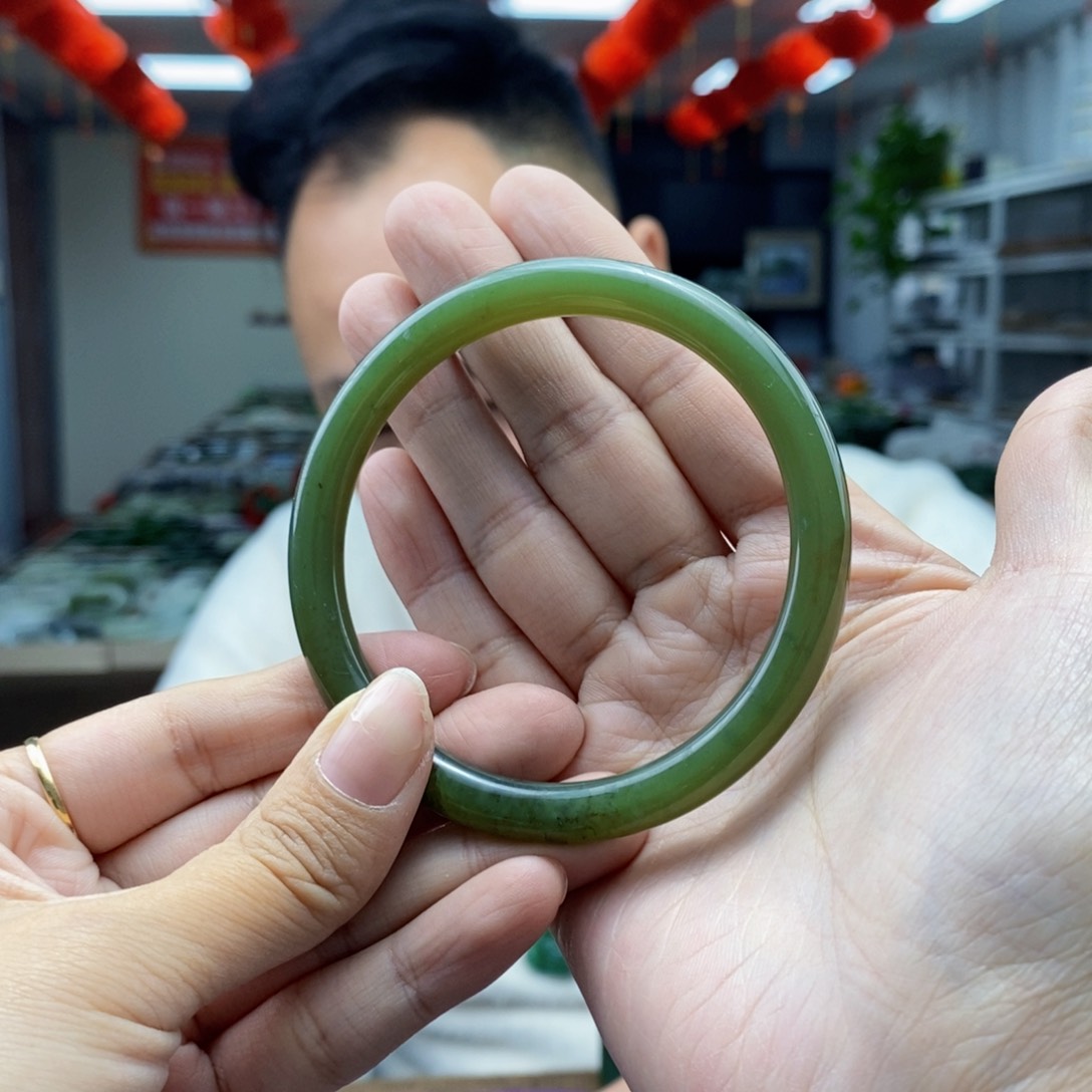 和田玉手镯未镶嵌62