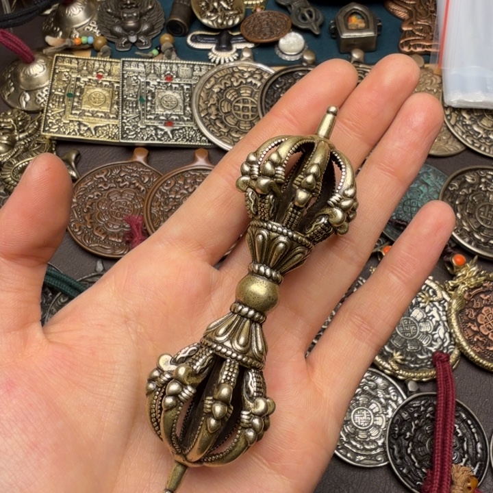 藏传文玩九宫如图