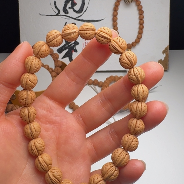 吊坠桃核10➕奶油皮一道筋手持