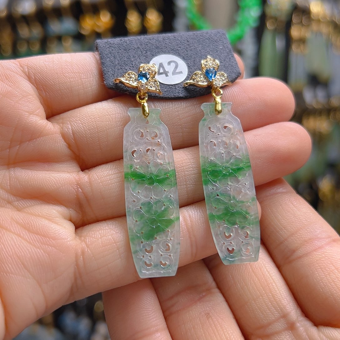 未镶嵌翡翠耳饰翡翠