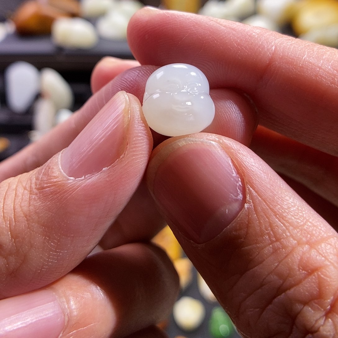 和田玉颈饰未镶嵌函