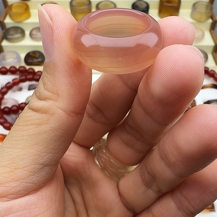 玛瑙/玉髓未镶嵌戒圈12圈福利巴西粉玛瑙